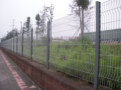 桃型柱護(hù)欄網(wǎng) 桃型柱護(hù)欄網(wǎng)