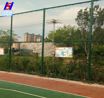 球場護欄1.jpg 球場護欄1.jpg